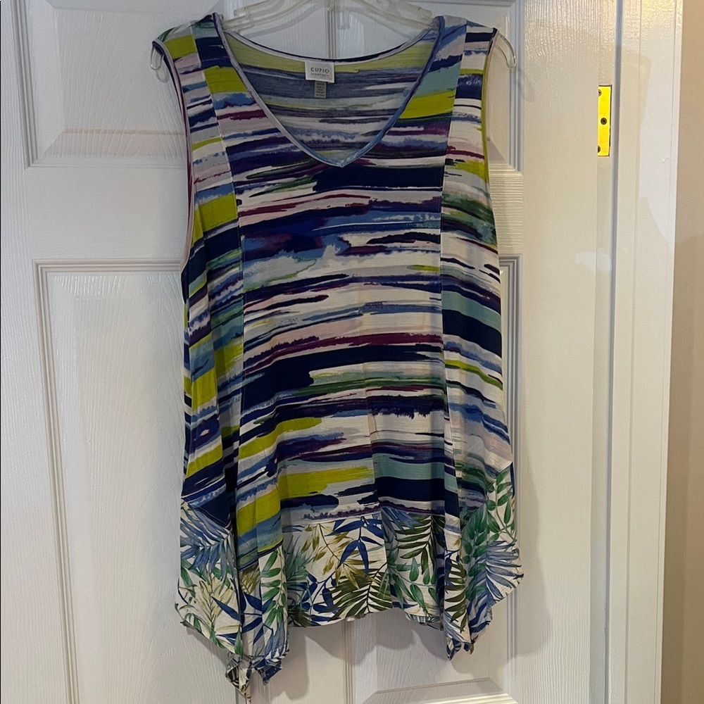 Cupio Blue Multicolor Flowy Tank Top